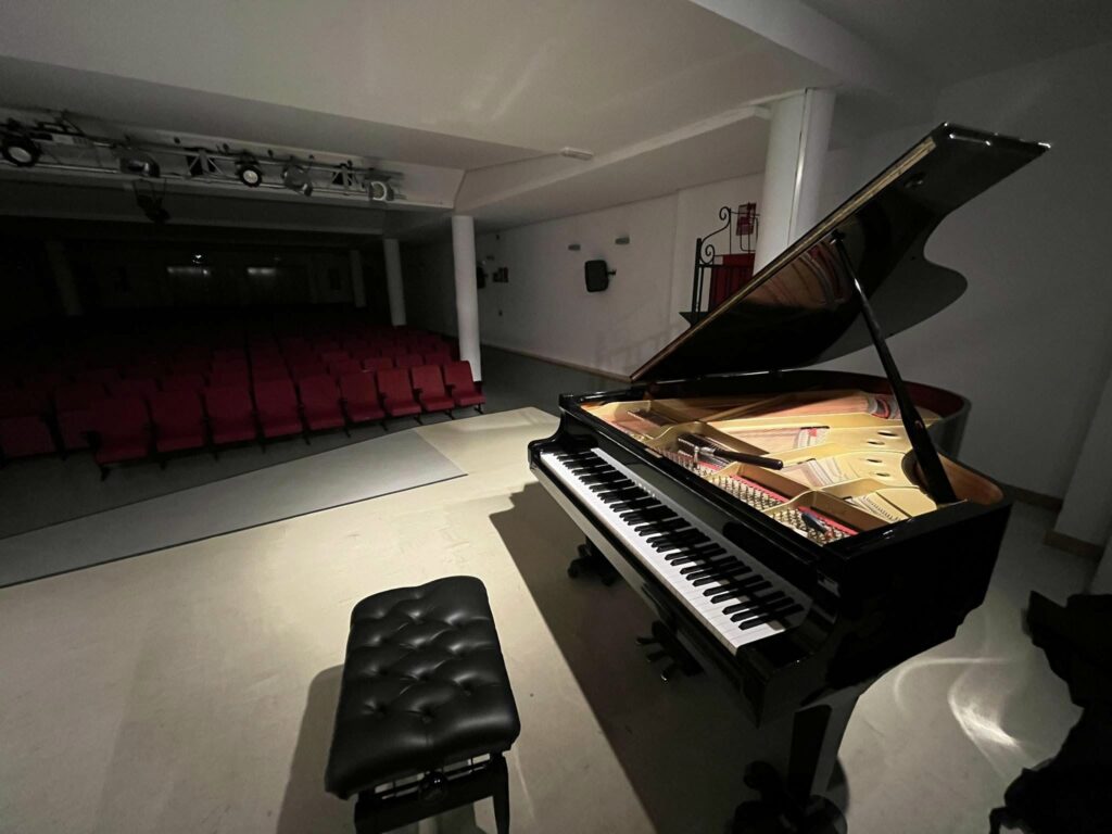 Afincación de piano en Toledo